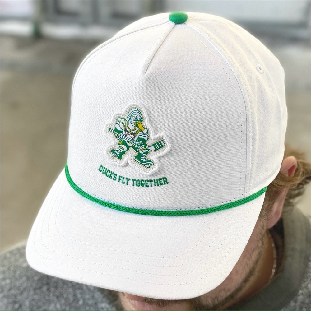 White and Green Ducks Fly Together Hat